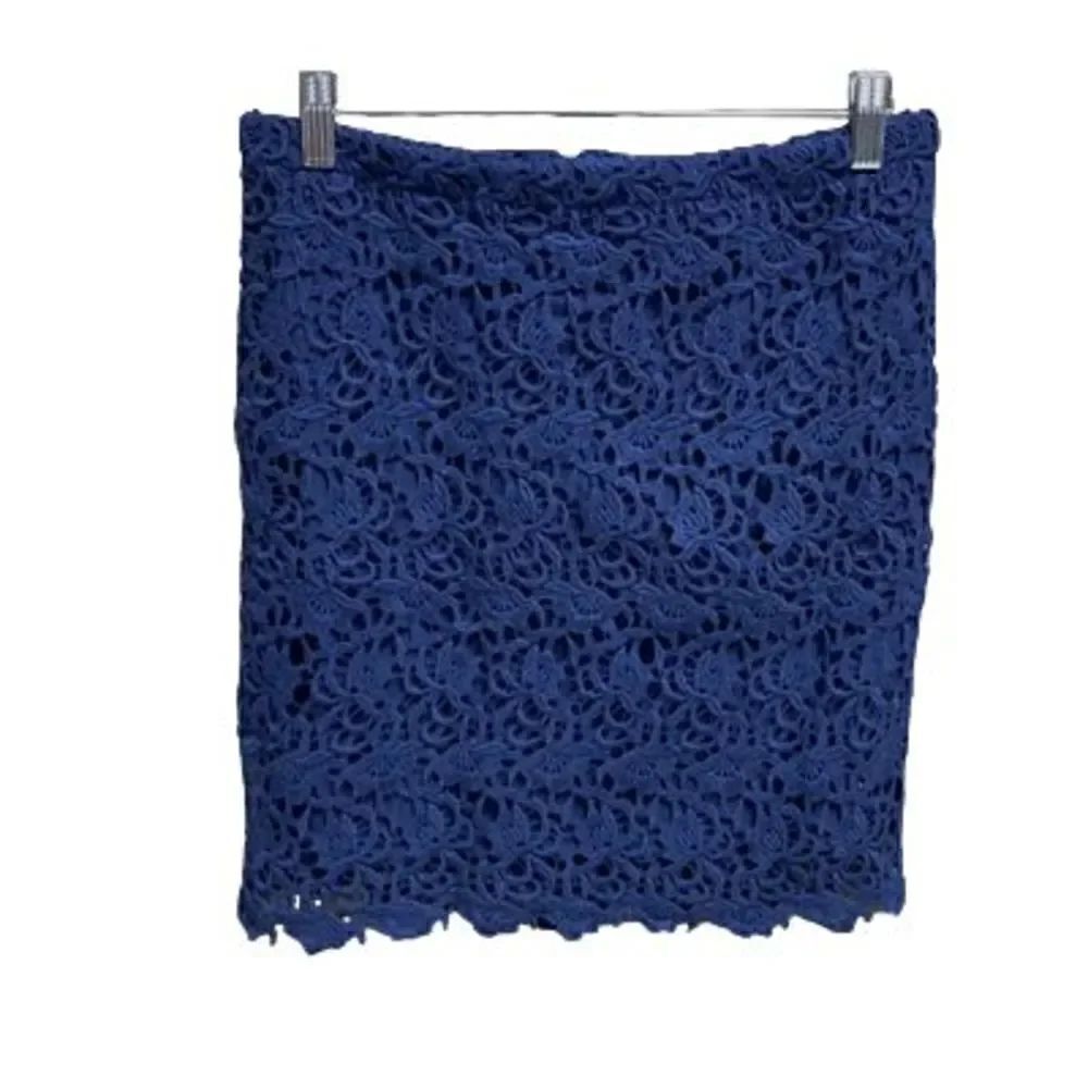 Willi Smith Navy Lace Overlay Skirt Size Small NEW